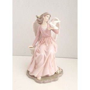 Grandeur Noel Collectors Edition 2001 Porcelain Angel with Dove